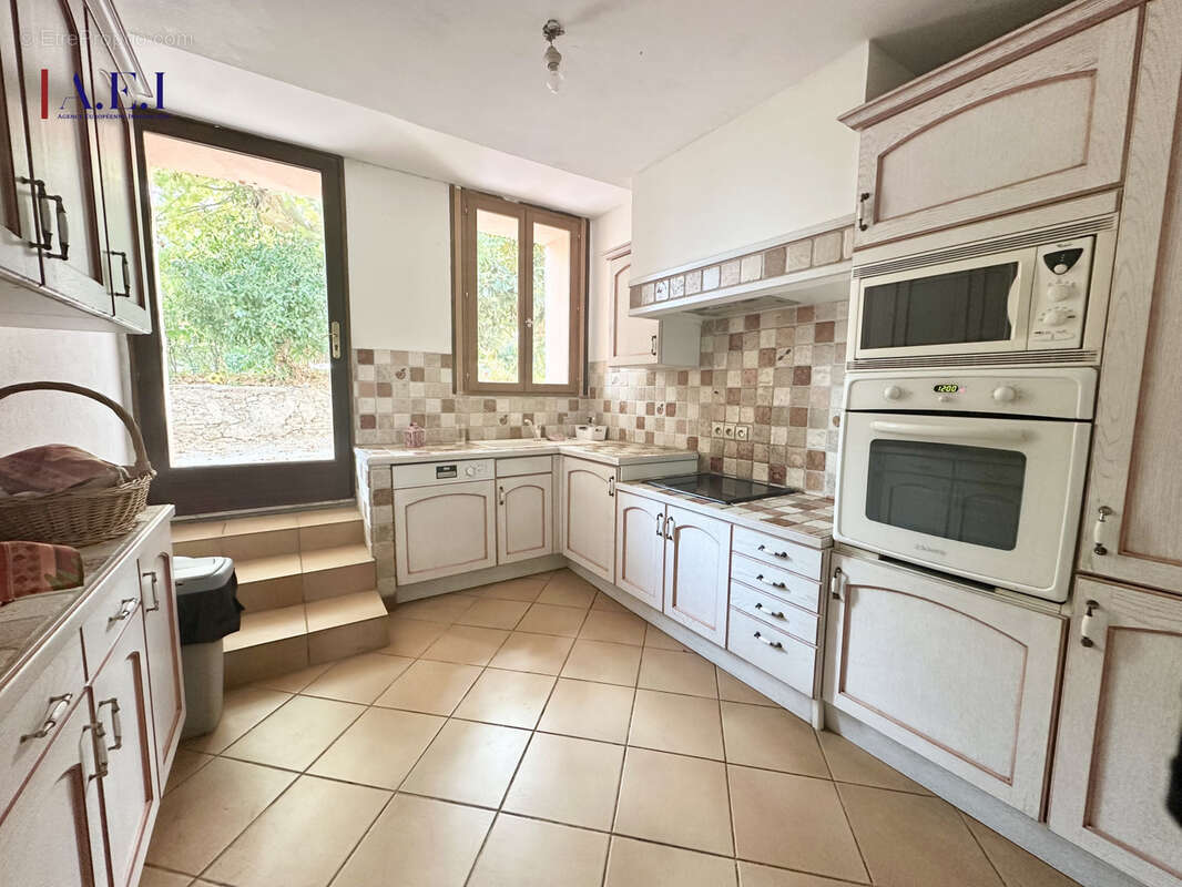 Six Fours les plages - Maison deux logements - photo 3
