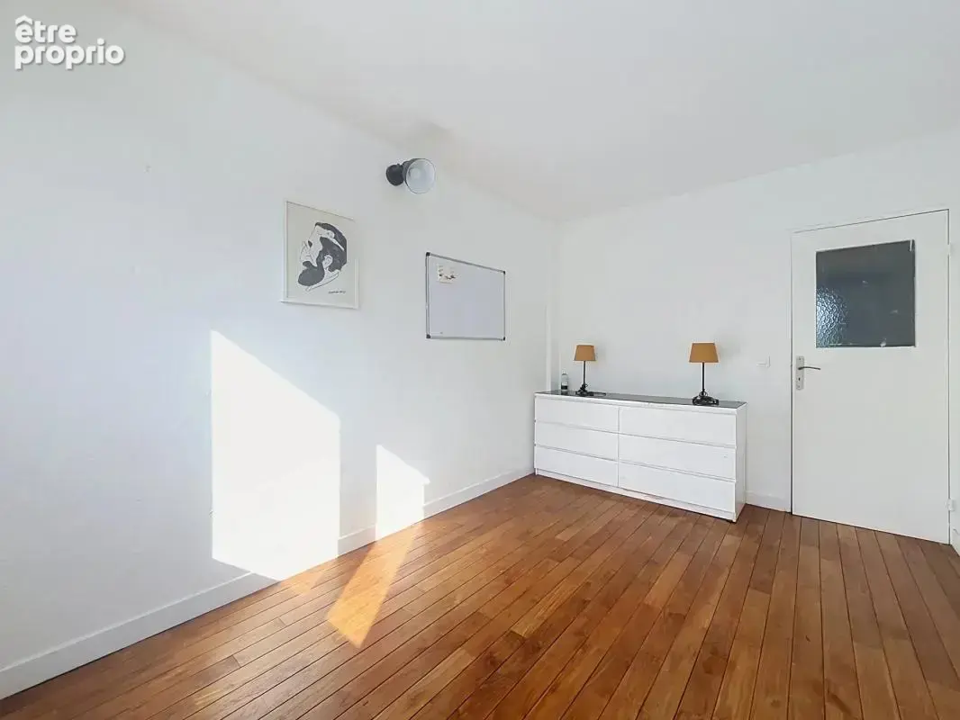 Appartement de 4 pièces de 99 m² à Châtenay-Malabry - photo 8