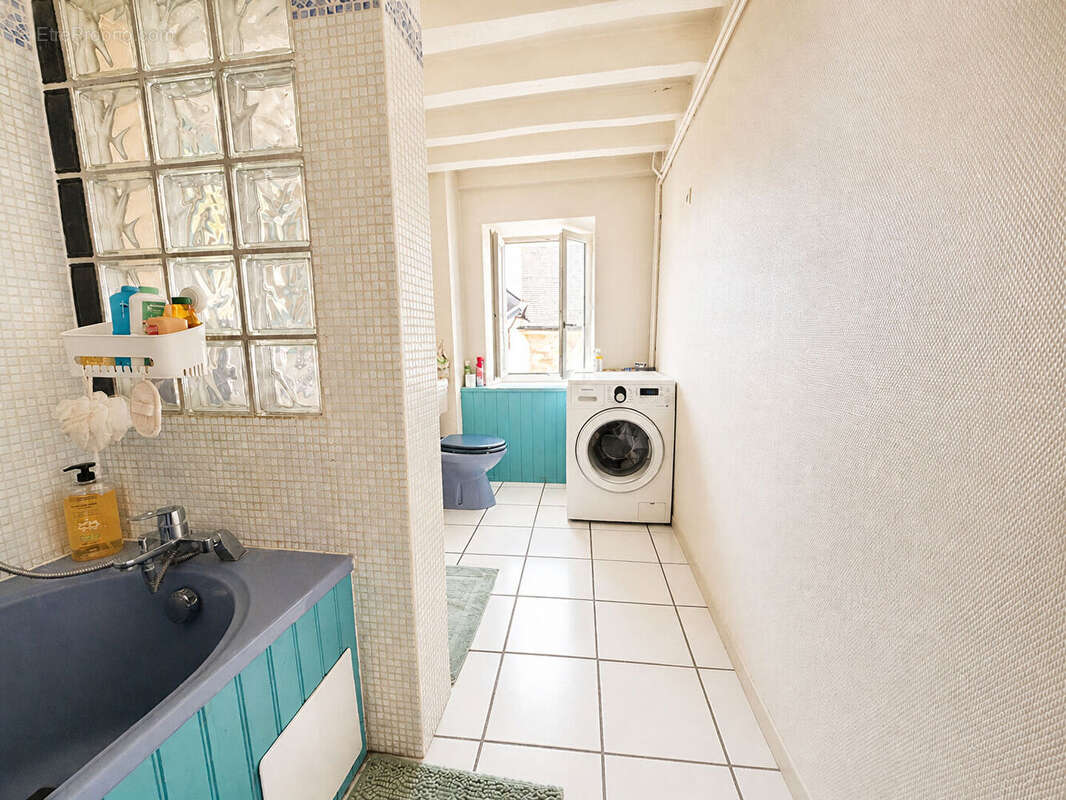 Appartement à LA VILLE-DU-BOIS