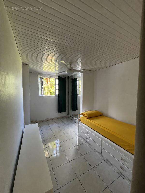 Maison T8 - 2 T4 indépendants - Le Lamentin (97232) - photo 8