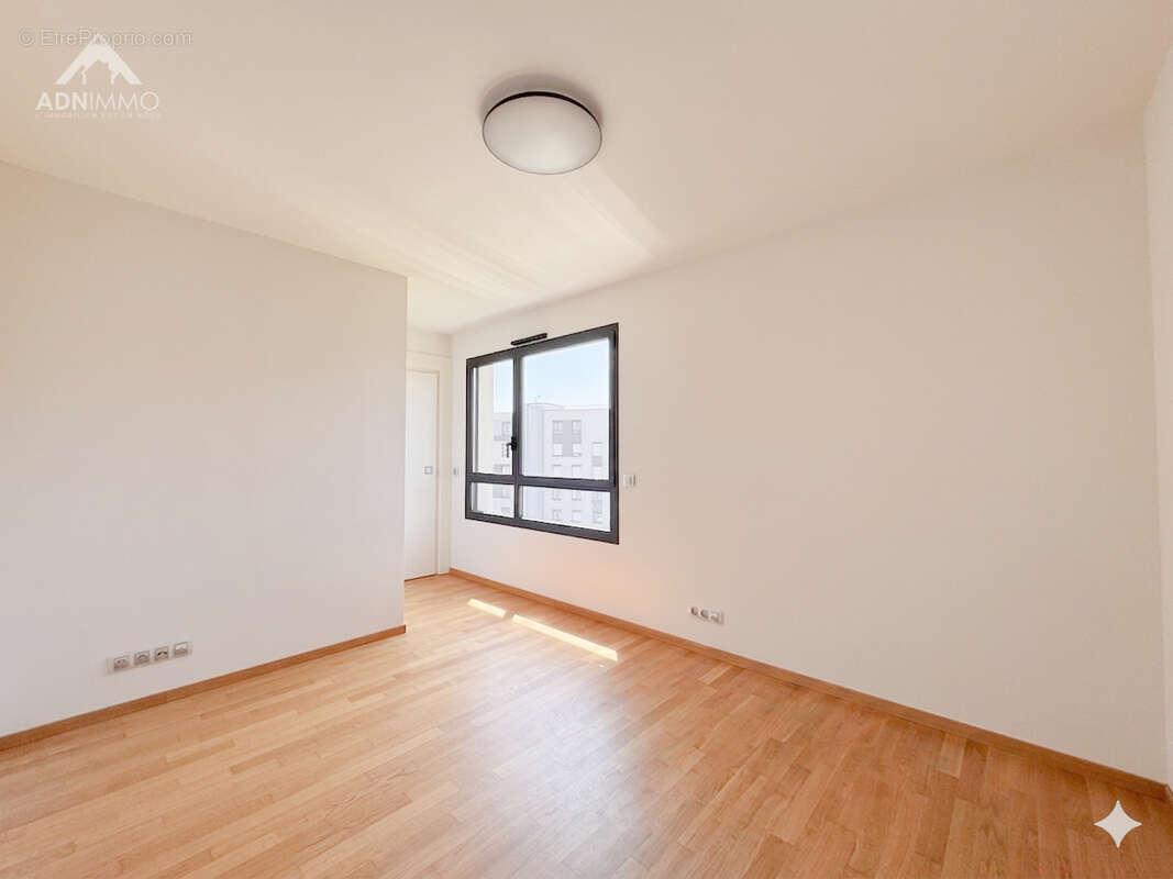 Appartement à SAINT-GENIS-POUILLY