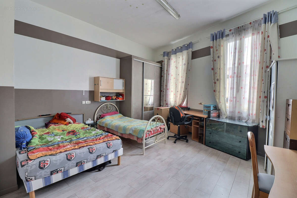 Appartement à LUNEL