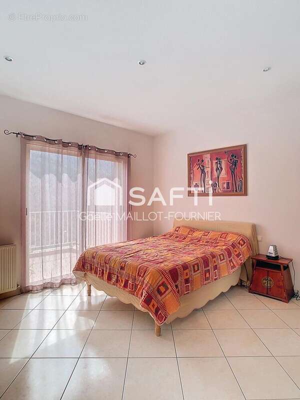 Photo 8 - Maison à SAINT-LAURENT-DE-CERDANS