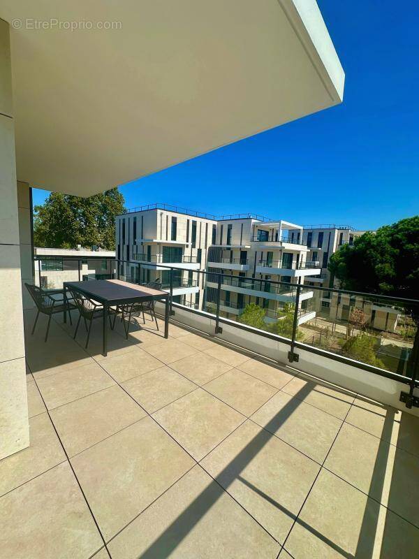 Appartement à MARSEILLE-8E