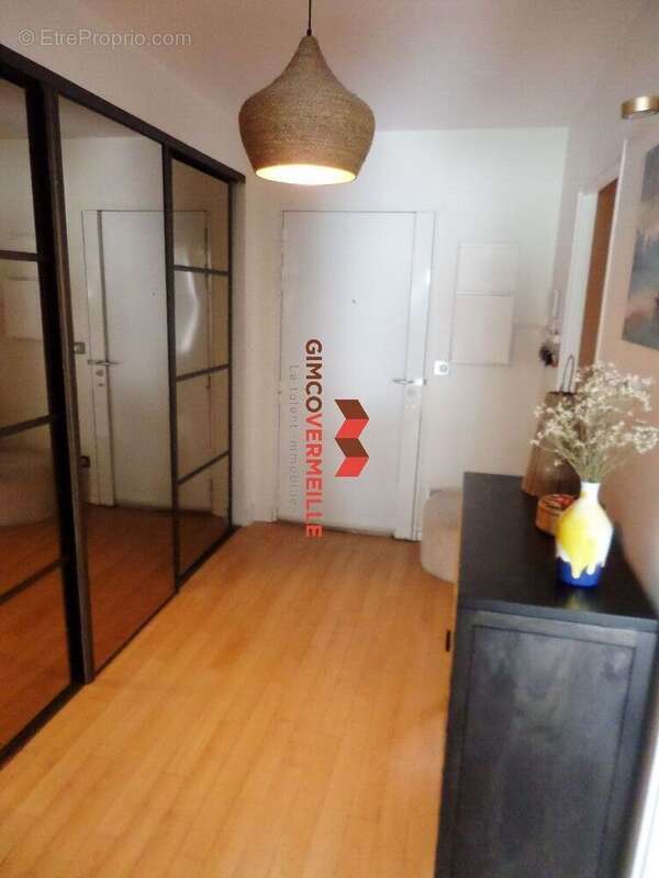 Appartement à LA CELLE-SAINT-CLOUD