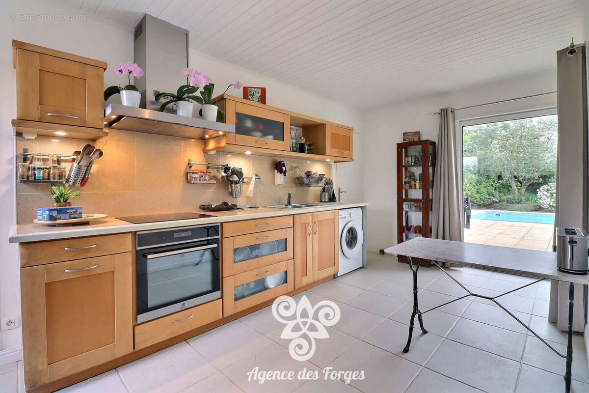 Maison à SAINT-JULIEN-DE-CONCELLES