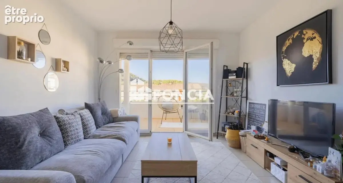 ENSUÈS-LA-REDONNE (13820) — Quartier Les Coulins Appartement 2 pièces de 39,81 m² avec balcon exposé Sud et parking privatif - photo 3