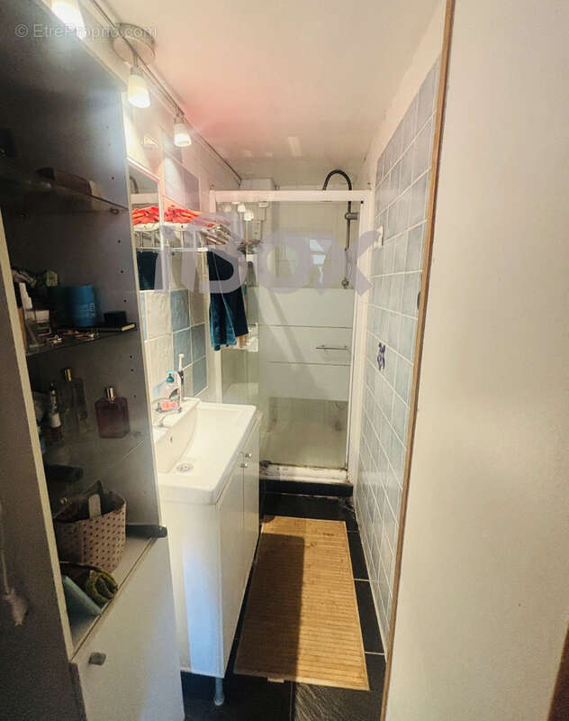 Appartement à CUERS