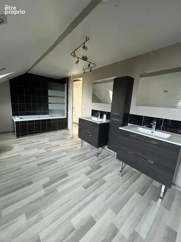 Maison 4 pièces 95 m² à vendre à Le Cateau-Cambresis (59360) - photo 1