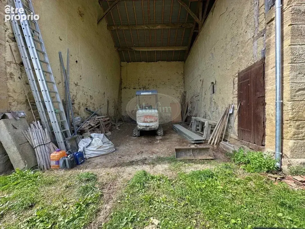Ferme, dépendances 4 Ha - photo 38