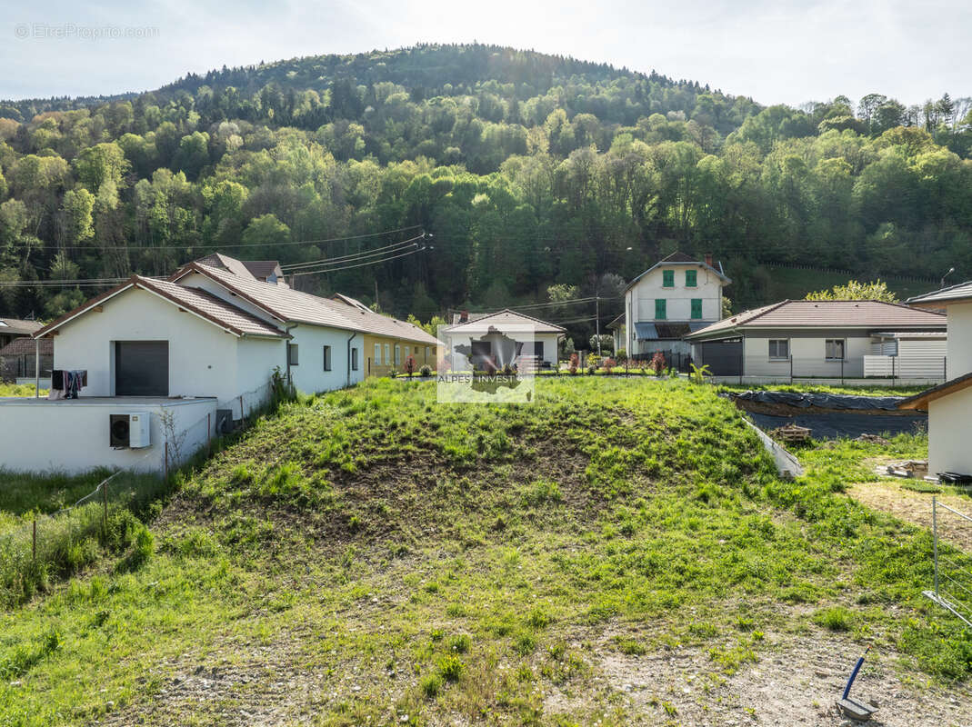 Terrain à ALLEVARD