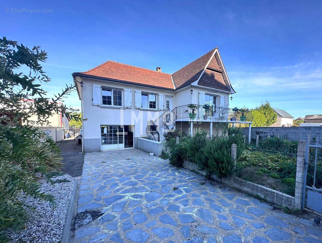 Maison à MAYET
