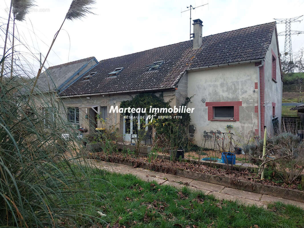 Maison à BESSE-SUR-BRAYE