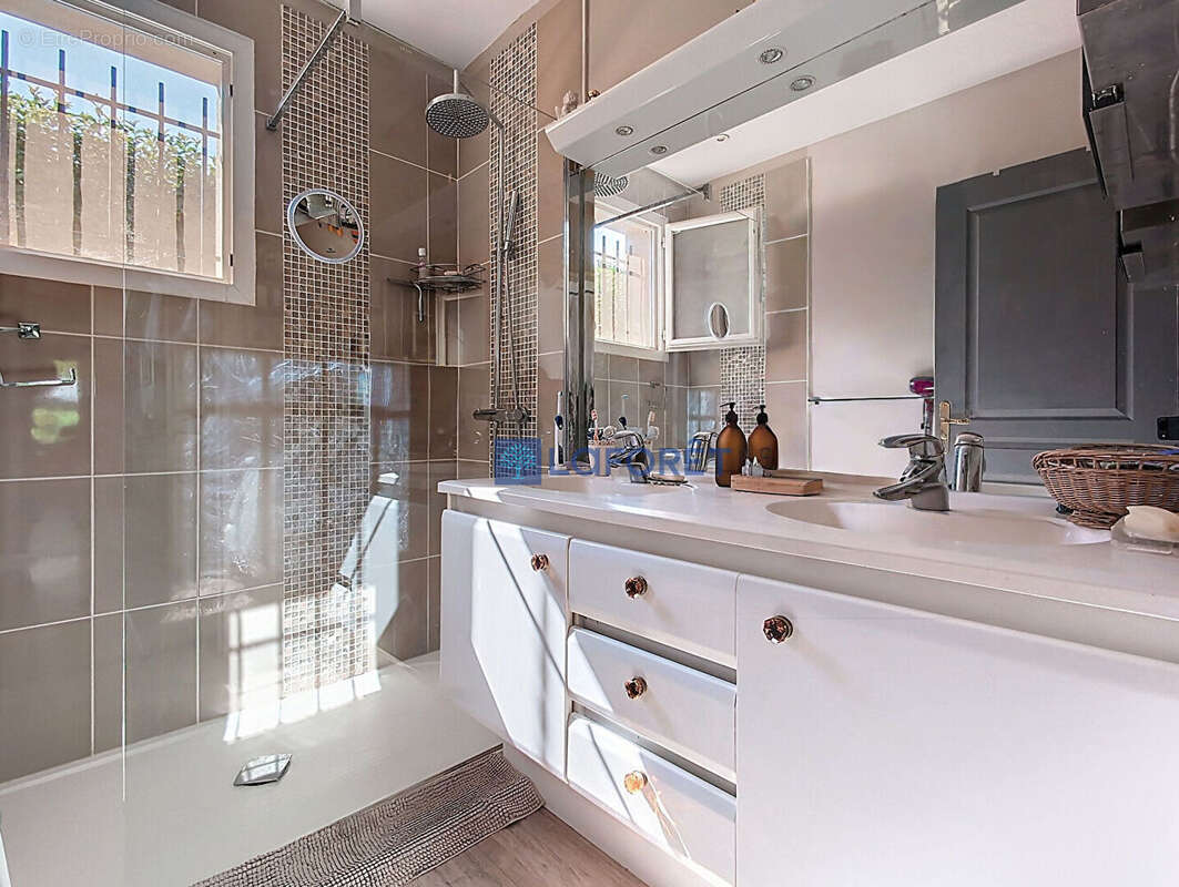 Maison à MARSEILLE-11E