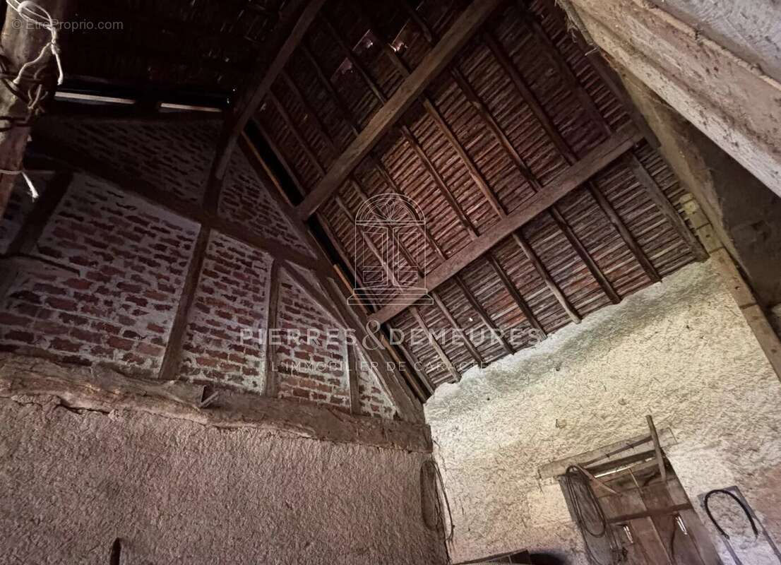 Maison à MERS-SUR-INDRE