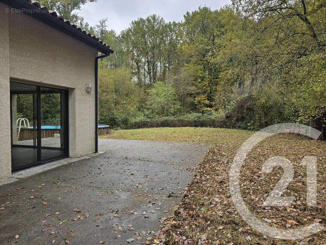 Maison à LAMOTHE-CAPDEVILLE