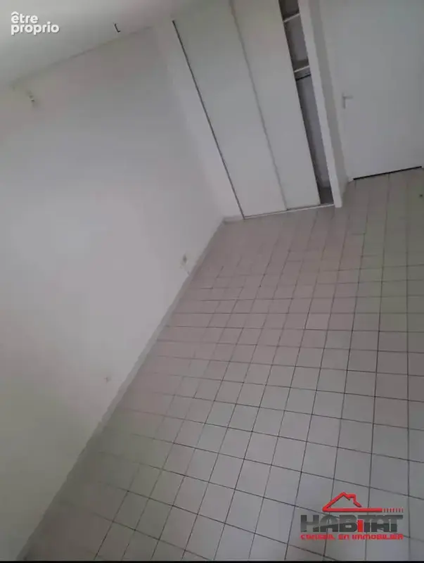 Appartement 2 pièces 49 m² à vendre à Fort-De-France (97200) - photo 3