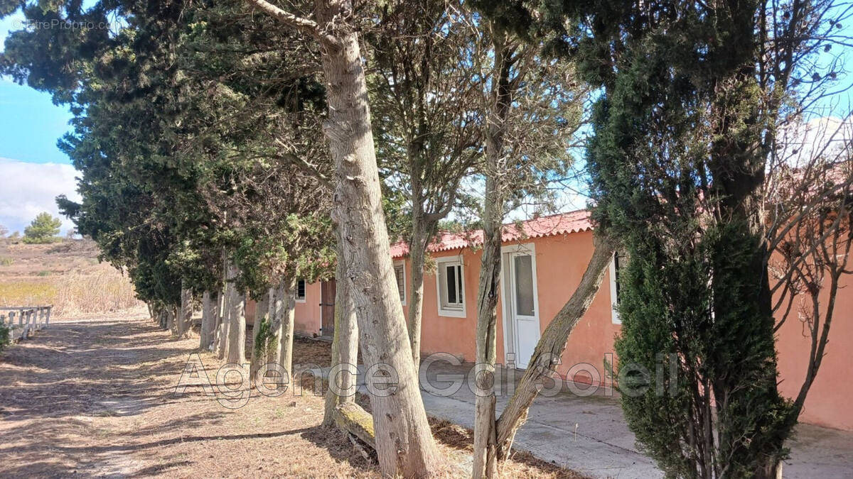 Maison à NISSAN-LEZ-ENSERUNE