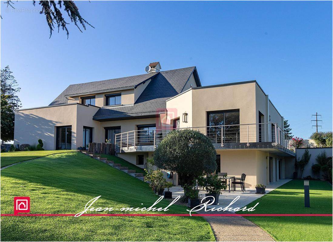 Maison à SELLES-SUR-CHER