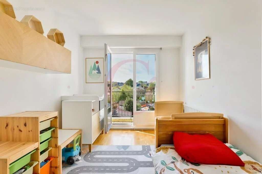 Appartement à BOURG-LA-REINE