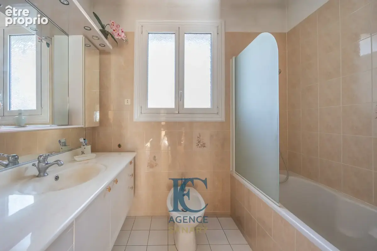 Maison de 133 m2 au calme près du centre-ville - photo 6