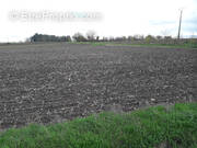 Terrain à SAINT-POURCAIN-SUR-SIOULE