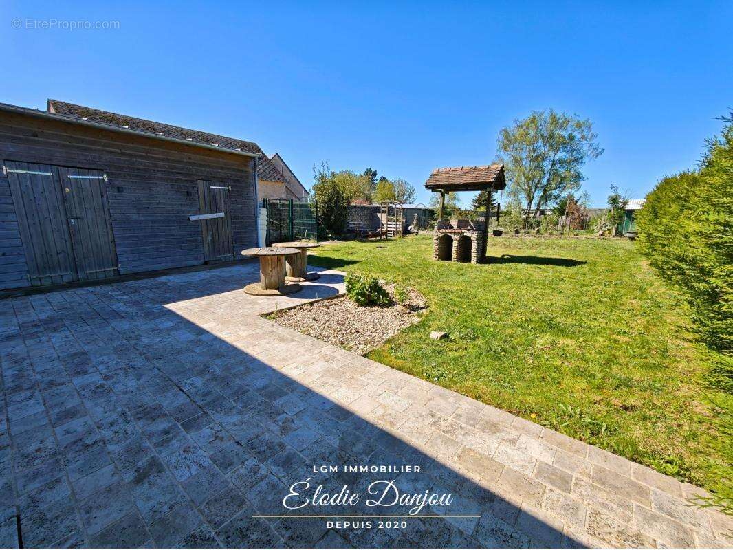 Maison à CHATEAUDUN