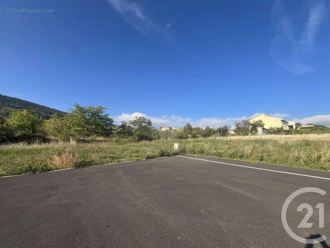 Terrain à SAINT-CLAIR