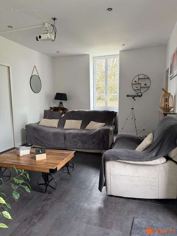 Photo 5 - Maison à CHANIERS