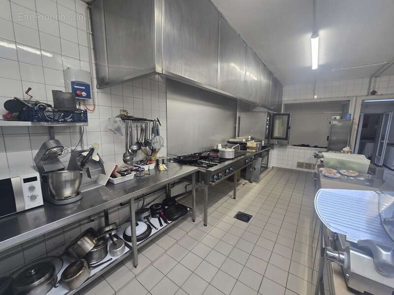 Fonds de commerce à vendre proche de CHALLANS (85) - photo 2