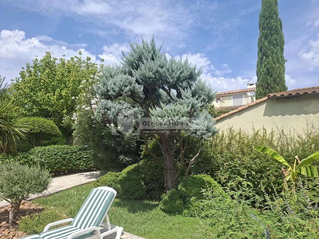 Fontvieille - maison familiale en campagne avec jardin paysagé et piscine - photo 11