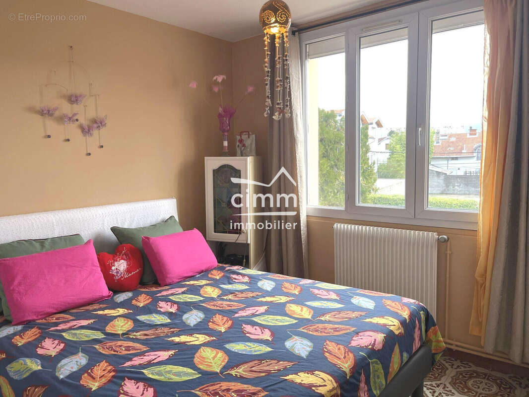 Appartement à FONTAINE