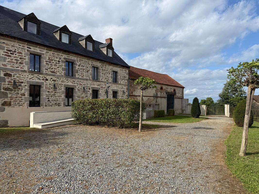 03420 Sainte-Thérence - photo 3