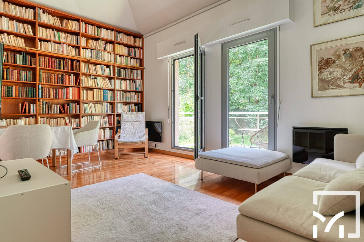 Appartement à BOUGIVAL