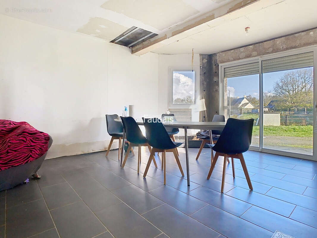 Maison 162 m² à Picauville  - photo 2
