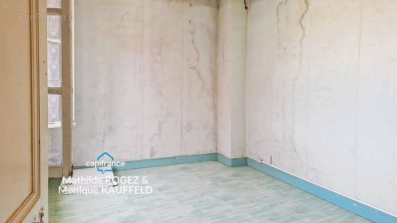 Maison à rénover avec grange en pierre, source et 7 000 m² de terrain - Saint Gervais Sous Meymont (63) - photo 18