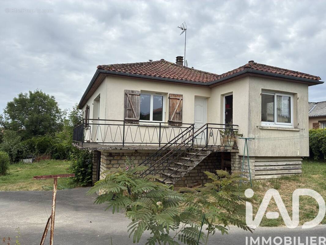 Photo 1 - Maison à SAINT-MAURICE-DES-LIONS