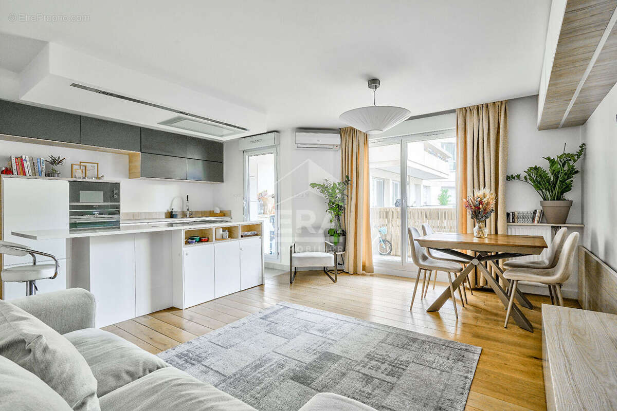 Appartement à LEVALLOIS-PERRET