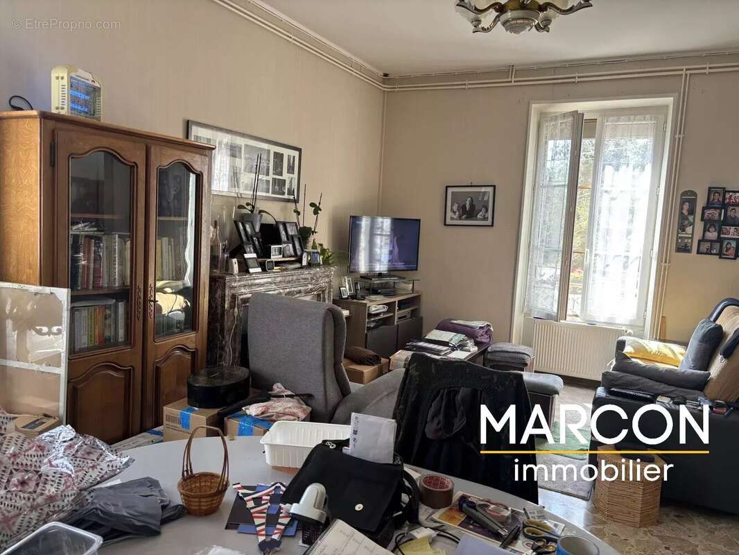 Maison à SAINT-GEORGES-LES-LANDES