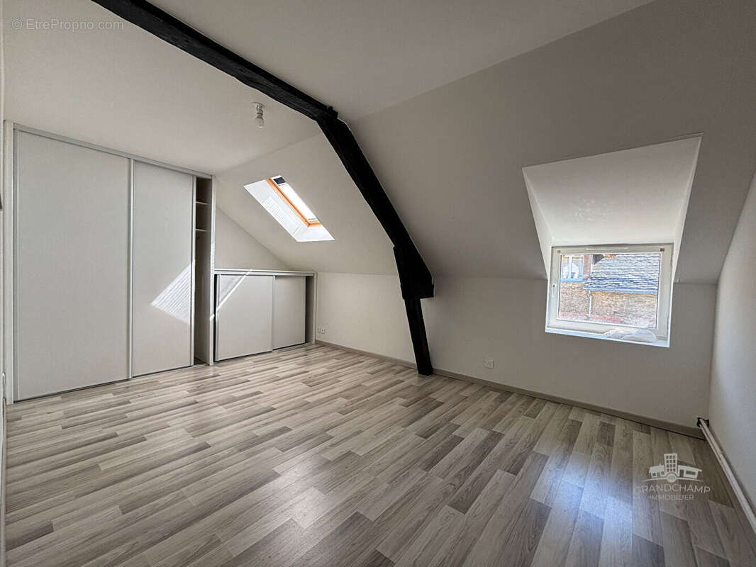 Maison à TREILLIERES