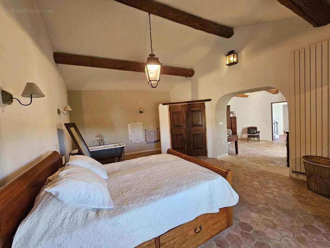 Maison à ROUSSILLON