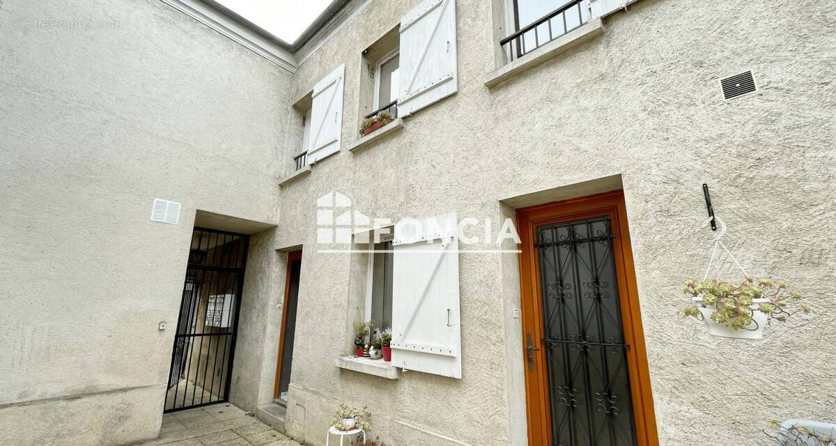 Appartement à FONTENAY-AUX-ROSES