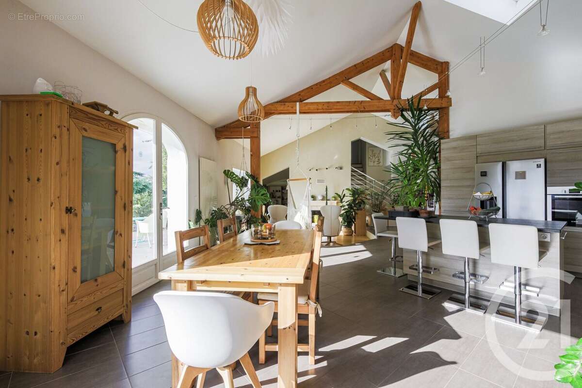 Maison à SAINT-MARTIN-D&#039;URIAGE