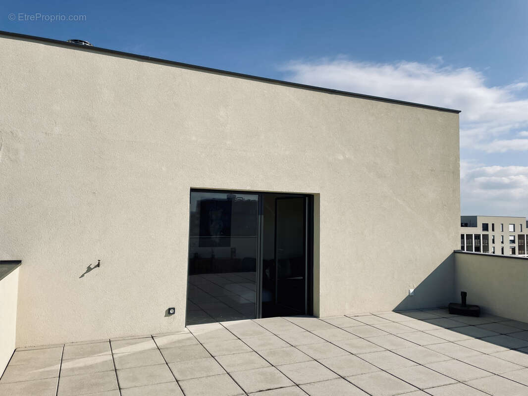 Appartement à L'ISLE-D'ABEAU