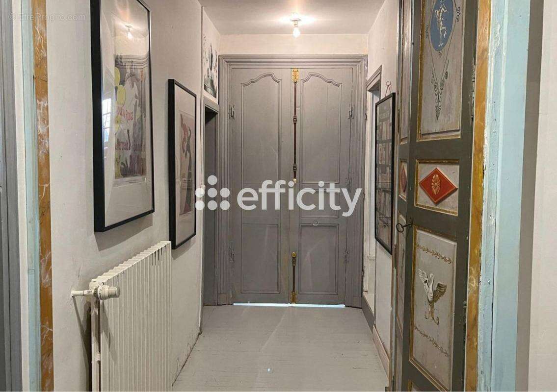 Maison 284 m² à Cordes-Sur-Ciel  - photo 3
