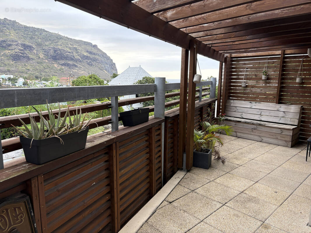 Appartement à SAINT-DENIS