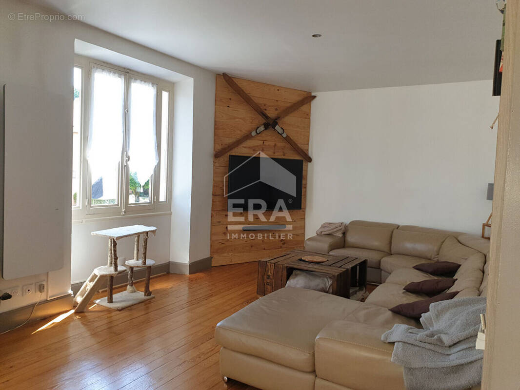 Appartement à LE PONT-DE-BEAUVOISIN