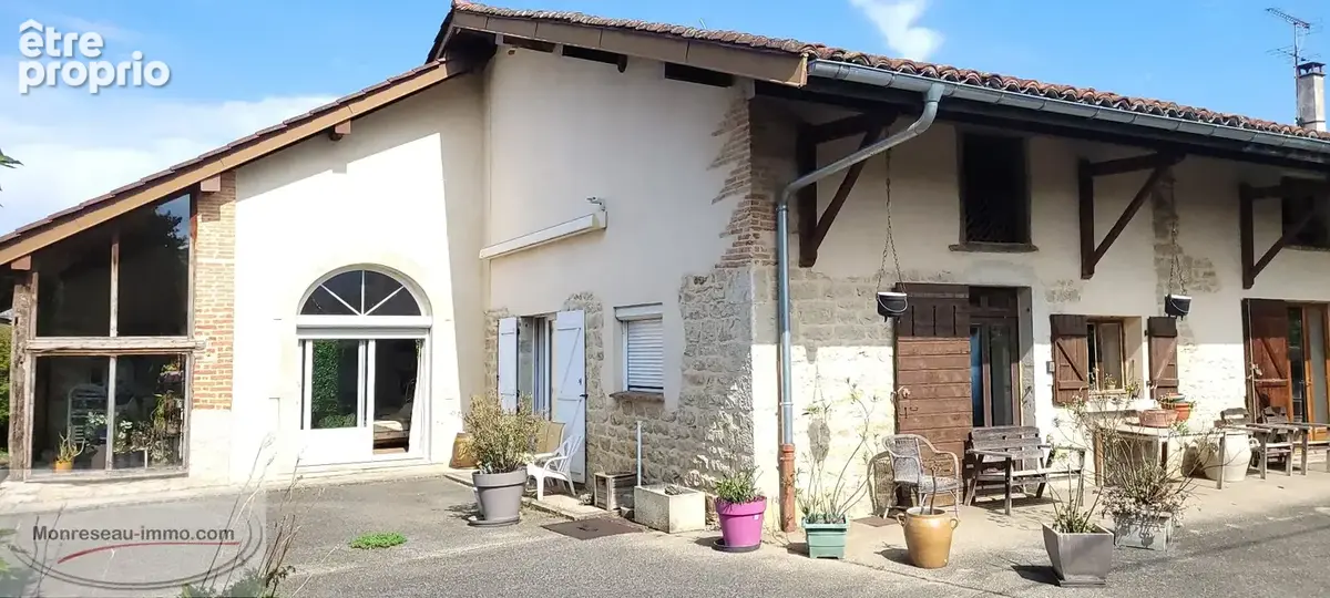 Maison à VILLEMOTIER