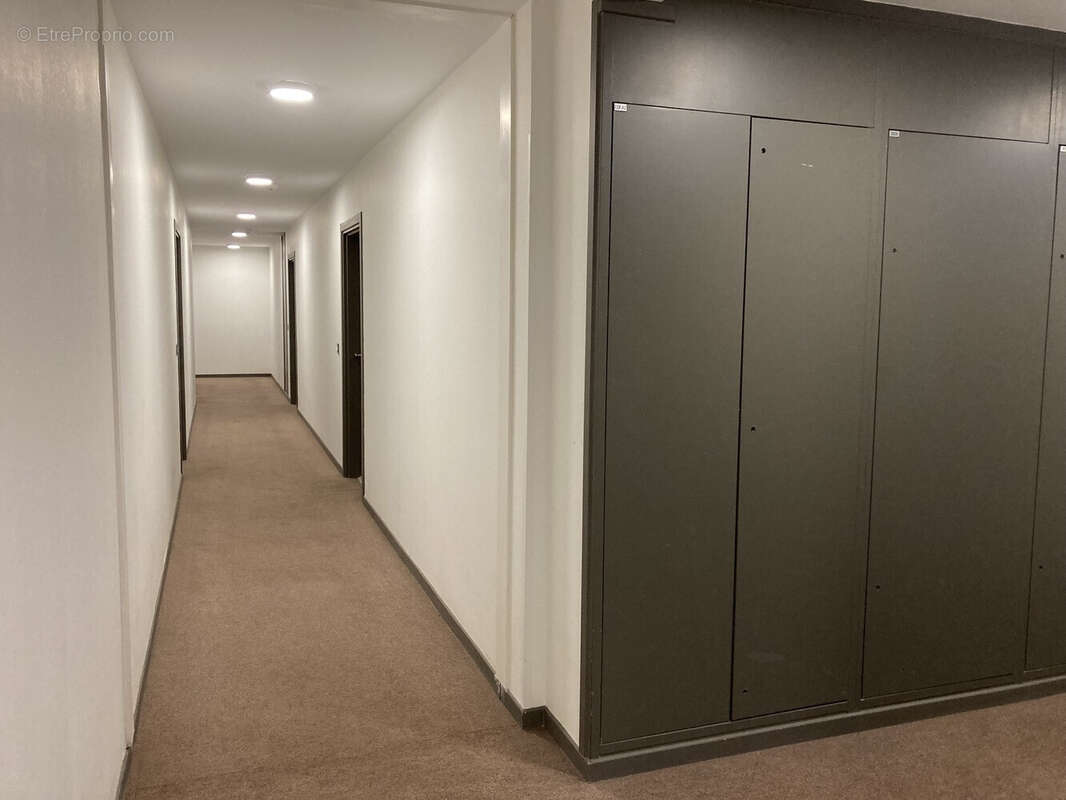 T2 46 m² et terrasse 15 m² + pkg à ISTRES - photo 6