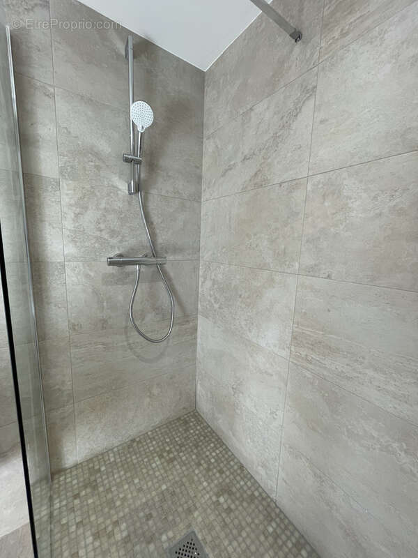 Appartement à MARSEILLE-7E